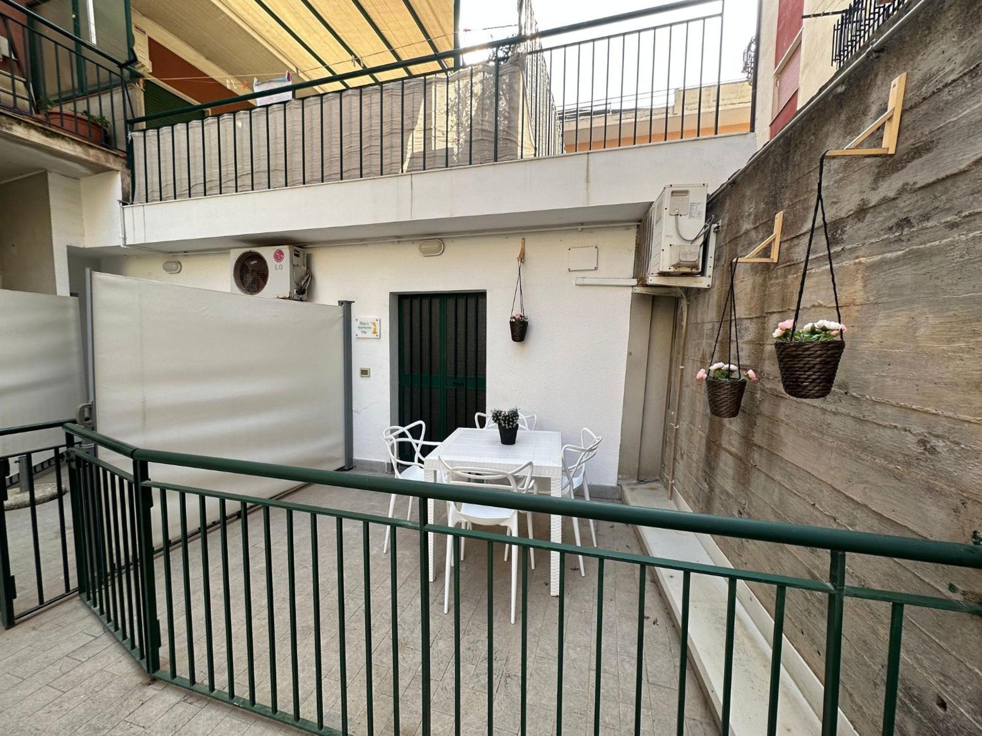 Nino'S Apartments Giardini Naxos Eksteriør bilde