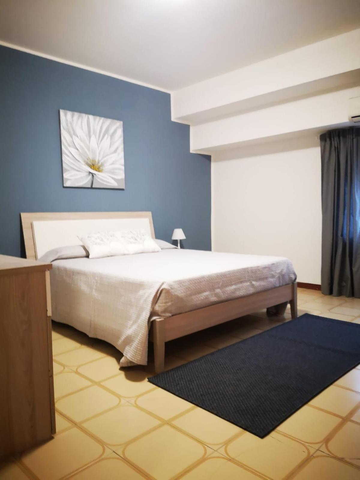 Nino'S Apartments Giardini Naxos Eksteriør bilde