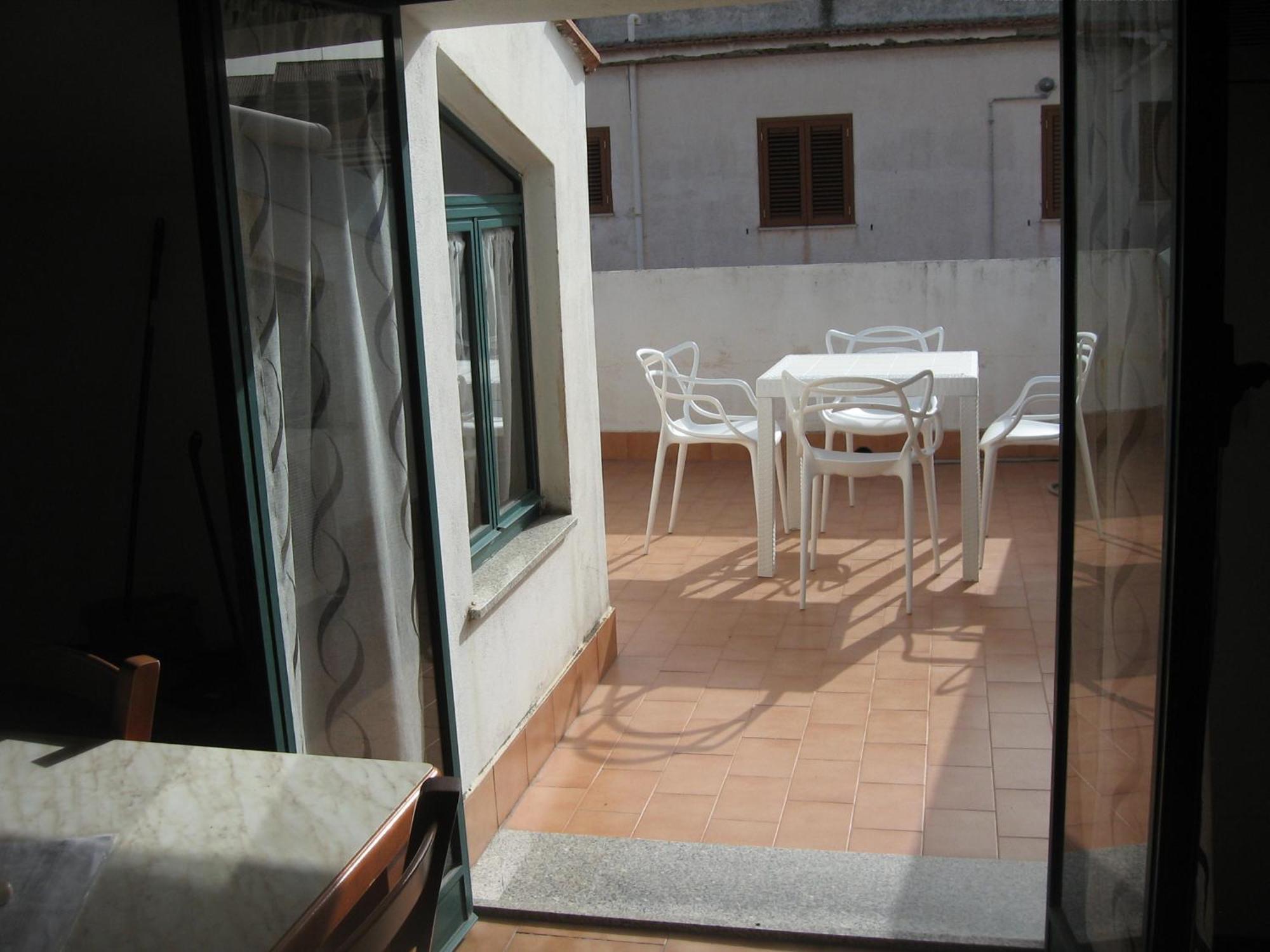 Nino'S Apartments Giardini Naxos Eksteriør bilde