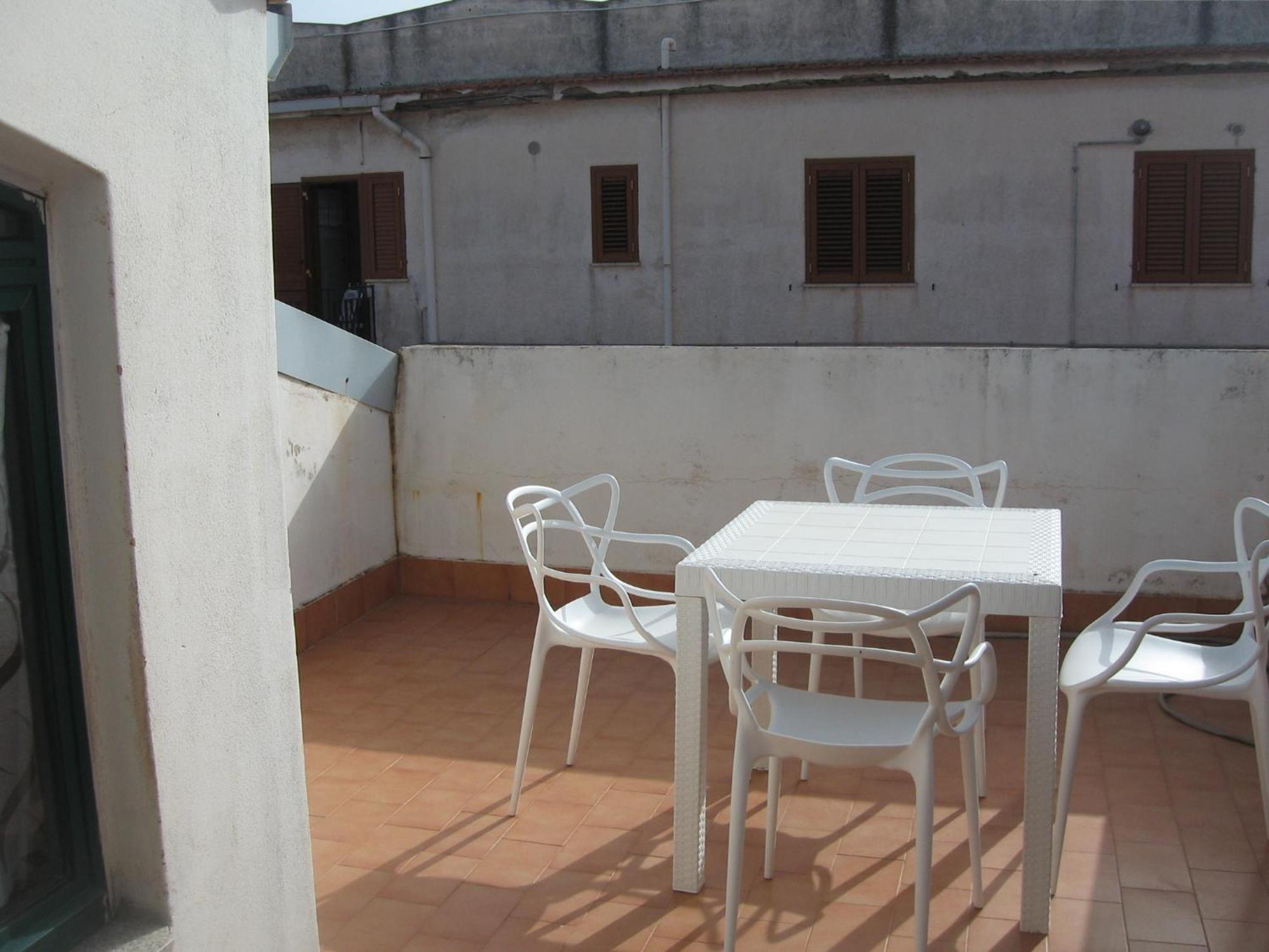 Nino'S Apartments Giardini Naxos Eksteriør bilde